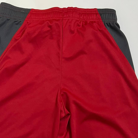 All in Motion Red Kids Basketball Soccer Sport Activewear Boys Shorts - Picture 3 of 3